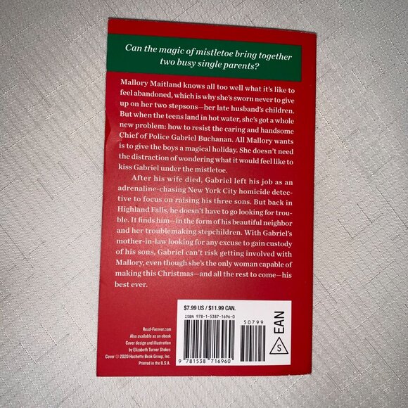 Debbie Mason "Christmas On Reindeer Road" Paperback Book - Picture 3 of 3